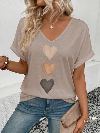 SHEIN Damen V-Ausschnitt mit weitem Ärmelabschluss, Farbverlauf-Herz-Muster-Muster lässiges vielseitiges T-Shirt, Frühling/Sommer