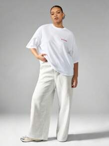 MISSGUIDED PLUS x Playboy Maglietta oversize con grafica di coniglio, stampa retrò pin-up, in cotone, stile casual urban, per festival estivi, disponibile in taglie comode - Bianco - Visualizzare 3