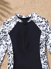 Tween Girls TankinisGirls' Large Camisole Vest Bikini Two Pieces Set With Black Leaf Pattern Front Zipper Long Sleeved Shorts Solid Color Belt Splicing Pattern Set Suitable For Beach Parties, Swimming And Leisure - Multicolor - View 4