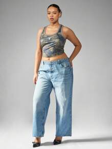 MISSGUIDED PLUS x Playboy 加大码背心短款迷彩印花健身房运动无袖弹力运动休闲背心训练夏季春季 - 彩色 - 查看 3