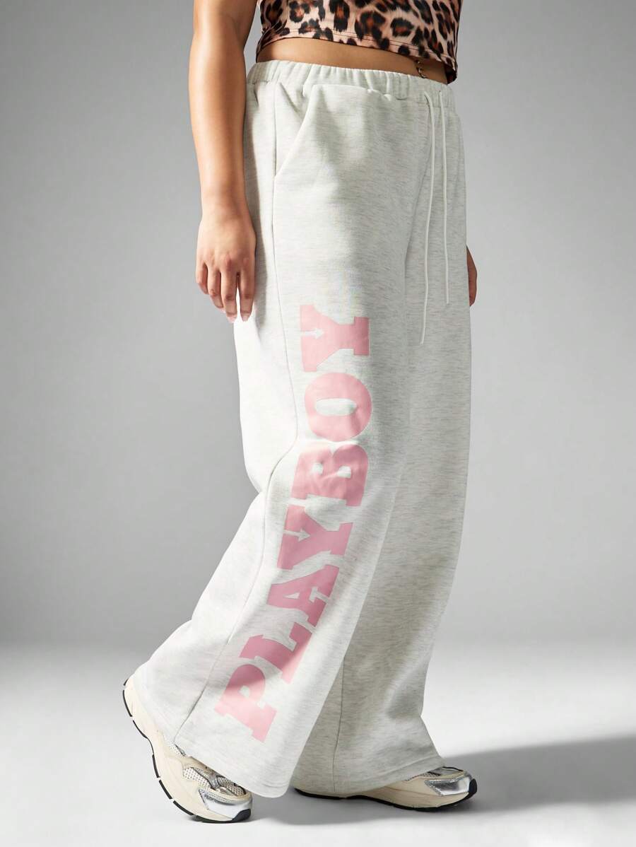 MISSGUIDED PLUS x Playboy 加大码舒适慢跑运动裤，带徽标印花，松紧腰，家居服，冬季和秋季舒适运动休闲裤 - 淺灰色 - 查看 1