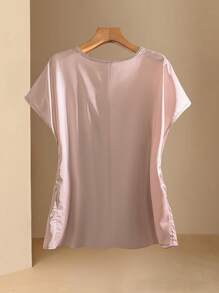 SHEIN LUNE 大码女式 V 领缎面休闲套头衫 - 杏色 - 查看 2