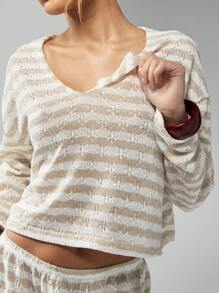 MISSGUIDED Stripe Knit Co-Ord Set With Balloon Sleeves Ribbed Texture Two-Piece Loungewear Set Cozy V-Neck Crop Top And High-Rise Shorts Set Winter Lounge Set - Khaki - View 4