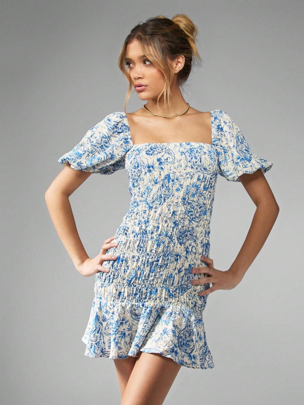 missguided blue dress Floral Print Shirred Puff Sleeve Square Neck Ruffle Hem Mini Dress｜MISSGUIDED Line Mini Dress Office