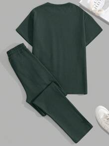EURMUSE Cotton Men Patch Detailed With A Label Regular T-Shirt & Pants Two Pieces - Dark Green - View 2