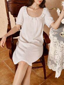 女士荷叶边领纹理针织睡袍娃娃装节日季 - 白色 - 查看 1