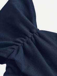 SHEIN Girlism Camiseta casual de un hombro fruncida de punto acanalado de unicolor para adolescentes