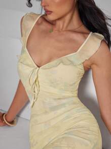 Breezaya 女士夏季花卉印花荷叶边下摆连衣裙，度假节日连衣裙，适合休闲、通勤、约会 - 黃色 - 查看 7