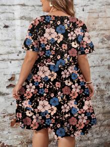 EMERY ROSE Casual Minimalist Floral Print Loose Fit Round Neck Short Sleeve Plus Size Dress, Suitable For Spring And Summer - Multicolor - View 3