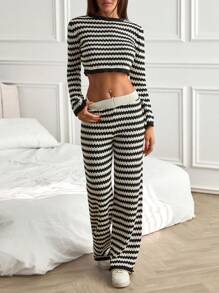 EURMUSE Women's 2-Piece Crochet Knitwear Set – Boho Diamond Pattern Long-Sleeve Top With Bell Sleeves And Matching Cropped Pants, Lightweight And Breathable Design For Summer Elegance,Petite Co Ord,Co Ord,Petite,Winter Clothes - Black and White - View 5