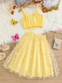 SHEIN Set de 2 piezas con Top de tirantes con estampado de margaritas y falda mini esponjosa para niñas, conjunto de vestimenta para vacaciones de verano