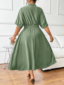 SHEIN Unity 大码女式优雅休闲通勤黑色中长连衣裙，褶皱设计，宽松版型，宽松紧腰带，V 领，短袖，夏季