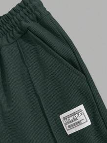 EURMUSE Cotton Men Patch Detailed With A Label Regular T-Shirt & Pants Two Pieces - Dark Green - View 7
