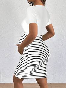 SHEIN 孕妇夏季休闲撞色条纹哺乳连衣裙 - 黑與白 - 查看 2