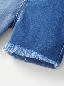 SHEIN Shorts en jean ample pour bébé garçon, en patchwork de couleurs bleu clair et bleu foncé, doux et mignon. Idéal pour le port d'été intérieur/extérieur et l'usage quotidien - Jean bleu - Voir 4