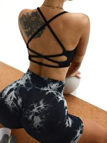 Easithlete Women's Solid Color Cross Back Cropped Workout Tank Top For Everyday Fitness - Black - View 1