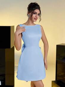 Lovelzi Abito da sera elegante e romantico in raso di lusso, con decorazione di catena di perle sintetiche e fiocco, schiena scoperta, aderente sulla parte superiore e ampio sulla parte inferiore, adatto per feste, balli, appuntamenti, matrimoni, come abito da cocktail o per ospiti di matrimoni