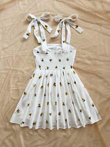 Soleia 女士度假休闲雏菊刺绣束腰系带蝴蝶结 A 字形可爱迷你夏季连衣裙 - 白色 - 查看 2