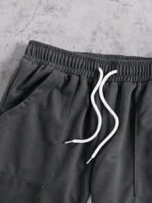 SHEIN 2 pezzi, maglietta a maniche corte con stampa streetwear e pantaloni in maglia con vita con cordoncino e tasche a contrasto, per ragazzi adolescenti - Grigio - Visualizzare 5