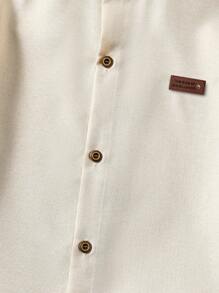 SHEIN 1 件 Tween 男孩立领绅士风格纯蓝色休闲短袖衬衫，百搭，适合春夏季 - 米色 - 查看 8