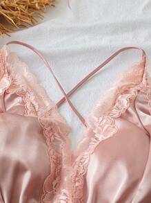 SilkySpell Combinaison-short pour femme, couleur unie avec contrastes en dentelle