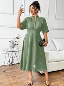 SHEIN Unity 大码女式优雅休闲通勤黑色中长连衣裙，褶皱设计，宽松版型，宽松紧腰带，V 领，短袖，夏季