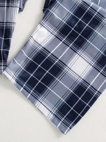 SHEIN 2 件青少年男童字母图案舒适休闲短袖 T 恤和裤子家居服套装 - 藍色 - 查看 7