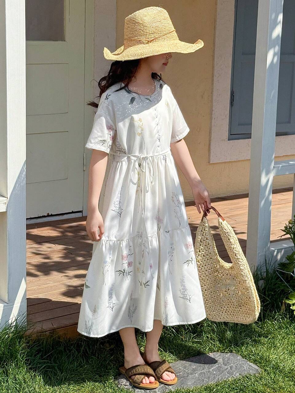 Tween Girl Round Neck Sleeveless Woven Summer Dress Vacation