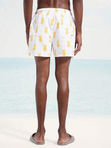 Manfinity Swimmode Pantaloni scurți de plajă pentru bărbați, cu imprimeu cu ananas, cu șnur cu talie (cu croiala asimetrică)