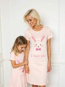Young Girl Cute Rabbit Expression Graphic Short Sleeve Long Nightgown, Comfy Sleepwear & Matching Family Set - Pink - View 2