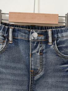 SHEIN Young Boys'Summer Stonewashed Distressed Blue Stretch Denim Shorts,Summer Clothes For Kids