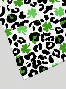 PopScrub Women's V-Neck Short Sleeve Double Pocket Cute Black & White Leopard Print Lucky Three-Leaf Clover Cartoon Print Nurse/Doctor/Pet Grooming/Nutritionist Work Scrub Uniform Top, Multi-Pockets Functional Work Wear, Graphic Tees For Women, Cheap Stuff, Functional Women Festival, Valentine's Day Decor, Winter Women Top