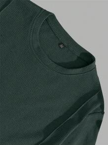 EURMUSE Cotton Men Patch Detailed With A Label Regular T-Shirt & Pants Two Pieces - Dark Green - View 3