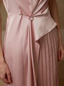 MOTF PREMIUM ASYMMETRICAL PLEATED HEM DRESS - Pink - View 2