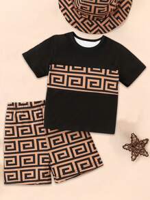 SHEIN Toddler Boys' Casual Creative Geometric Pattern Printed Crew Neck Short Sleeve T-Shirt And Shorts Set - Multicolor - View 3