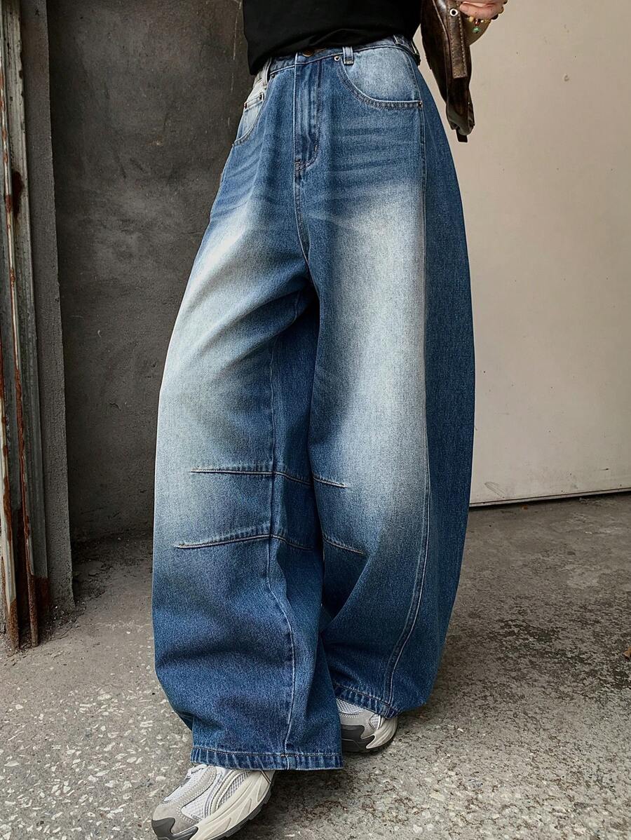 DAZY Calça jeans feminina folgada, casual, estilo harem, com detalhes franzidos e jeans largo - Lavagem Média - Ver 1