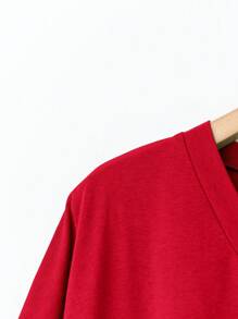 SHEIN LUNE 加大码圣帕特里克节绿色口袋T恤春假波西米亚风狂欢T恤节日春假T恤老钱风格女士狂欢T恤 - 紅色 - 查看 5