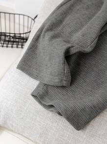 SHEIN 2 件装男婴休闲马球领短袖套头衫和长裤套装 - 深灰色 - 查看 3