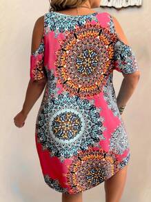 EMERY ROSE Vestido casual corto con escote hombros descubiertos, manga corta y estampado floral para mujer de talla grande, ideal para la playa - Rosa - Ver 2