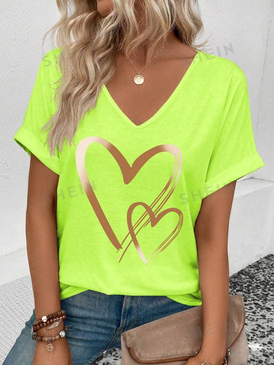 SHEIN Camiseta de mujer con cuello en V de color verde neón con diseño estampado de corazón
