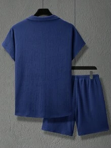 Manfinity Homme Men's Textured Solid Color Short Sleeve Shirt And Shorts Set, Casual Summer Outfit - Royal Blue - View 2