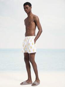 Manfinity Swimmode Pantaloni scurți de plajă pentru bărbați, cu imprimeu cu ananas, cu șnur cu talie (cu croiala asimetrică)