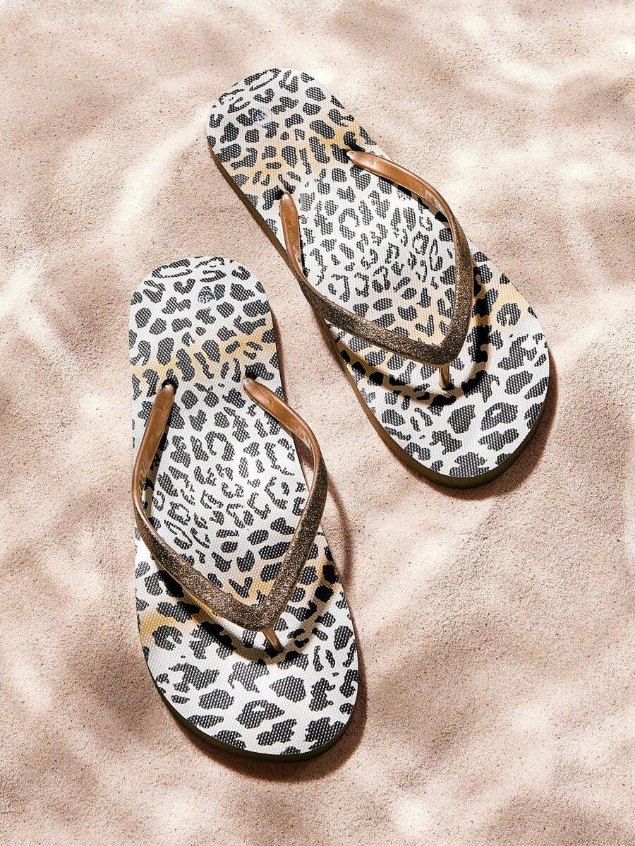 时尚豹纹平底拖鞋凉鞋适合海滩或户外穿着春季鞋春假休闲海滩风格春夏新款鞋度假女士海滩婚礼轻松复活节