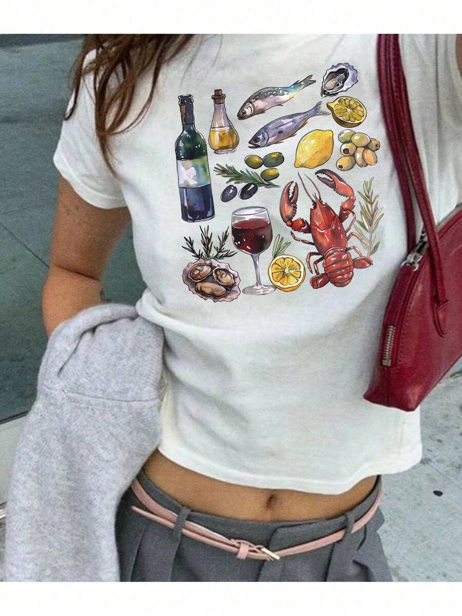 欧洲沿海风情海鲜拼贴 T 恤 - 意大利夏季风格 - 女士龙虾、牡蛎、橄榄、葡萄酒和柠檬 T 恤