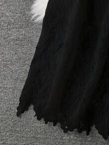 Franclia V-Ausschnitt Spitzenkontrast einfarbiges Langarm-Kleid - Schwarz - Übersicht 5