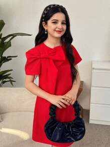 SHEIN Vestido camiseta de alta moda con pliegues y moño de manga corta en color liso para niñas preadolescentes, elegante para usar en el día a día - Rojo - Ver 4