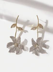 Maija Fashionable European & American Minimalist Creative Design Rhinestone Flower Dangle Earrings - Silver - View 2