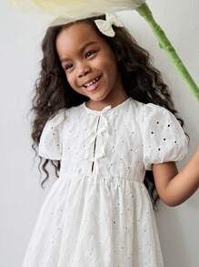 Maija Kids Maija Kids Vestido de niña joven de moda vintage, casual para el uso diario/conmutación/escuela/temporada de bodas, con cuello redondo, decoración de moño, mangas abullonadas exageradas, cintura ceñida, falda acampanada, tela textil bordada hueca