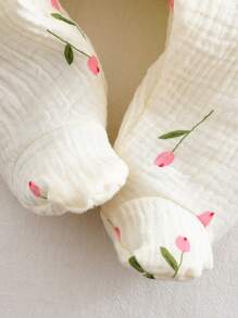 SHEIN 女婴休闲纯粉色长袖连体衣带帽子和围兜套装假日旅行休闲夏装衣服套装婴儿春装衣服婴儿服装套装 - 杏色 - 查看 5