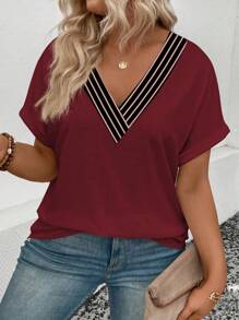 SHEIN Women's Colorblock Striped V-Neck Short Sleeve Cuffed Hem Casual Fashion Versatile Plus Size T-Shirt, Spring/Summer - Red - View 5